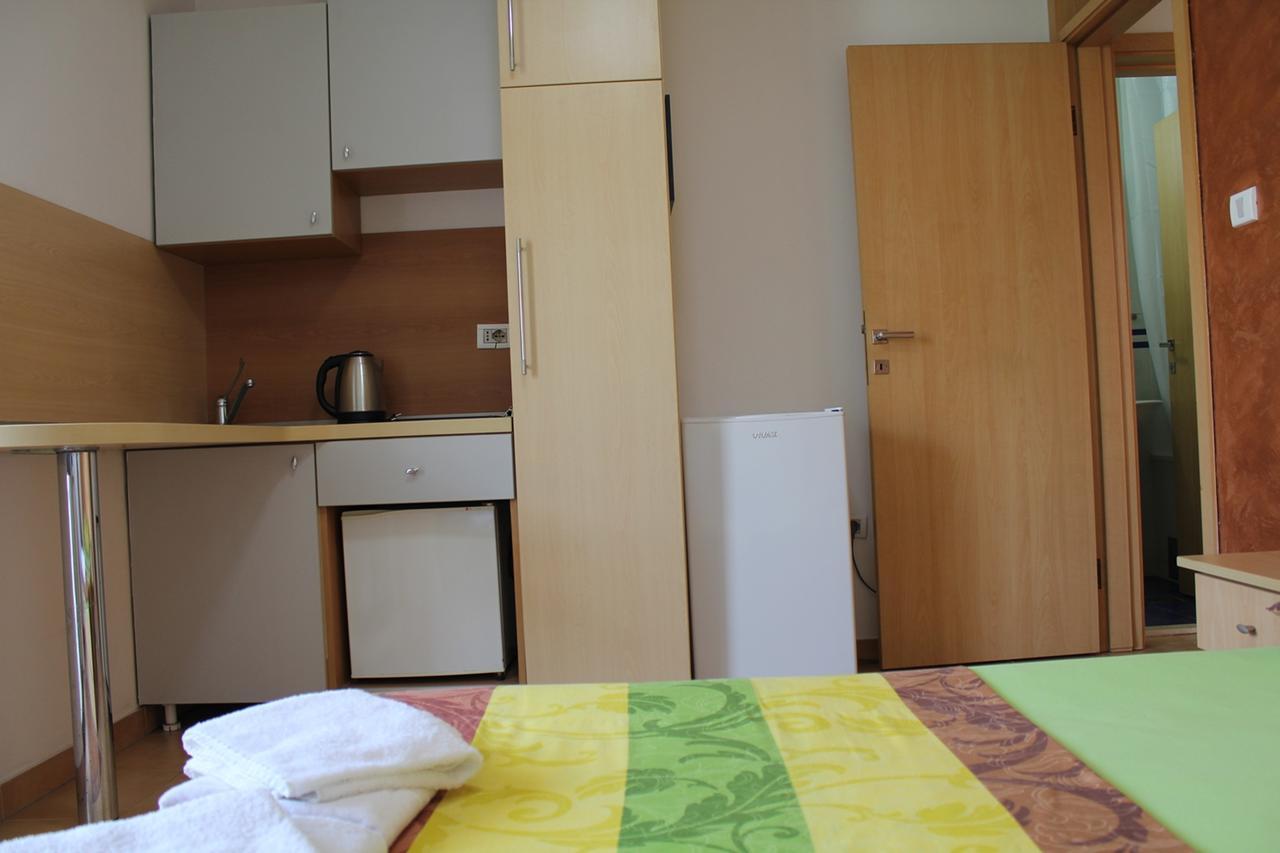 Apartments Mare Budva Quarto foto