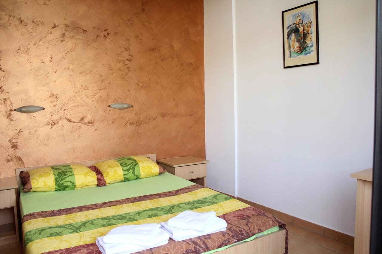 Apartments Mare Budva Quarto foto