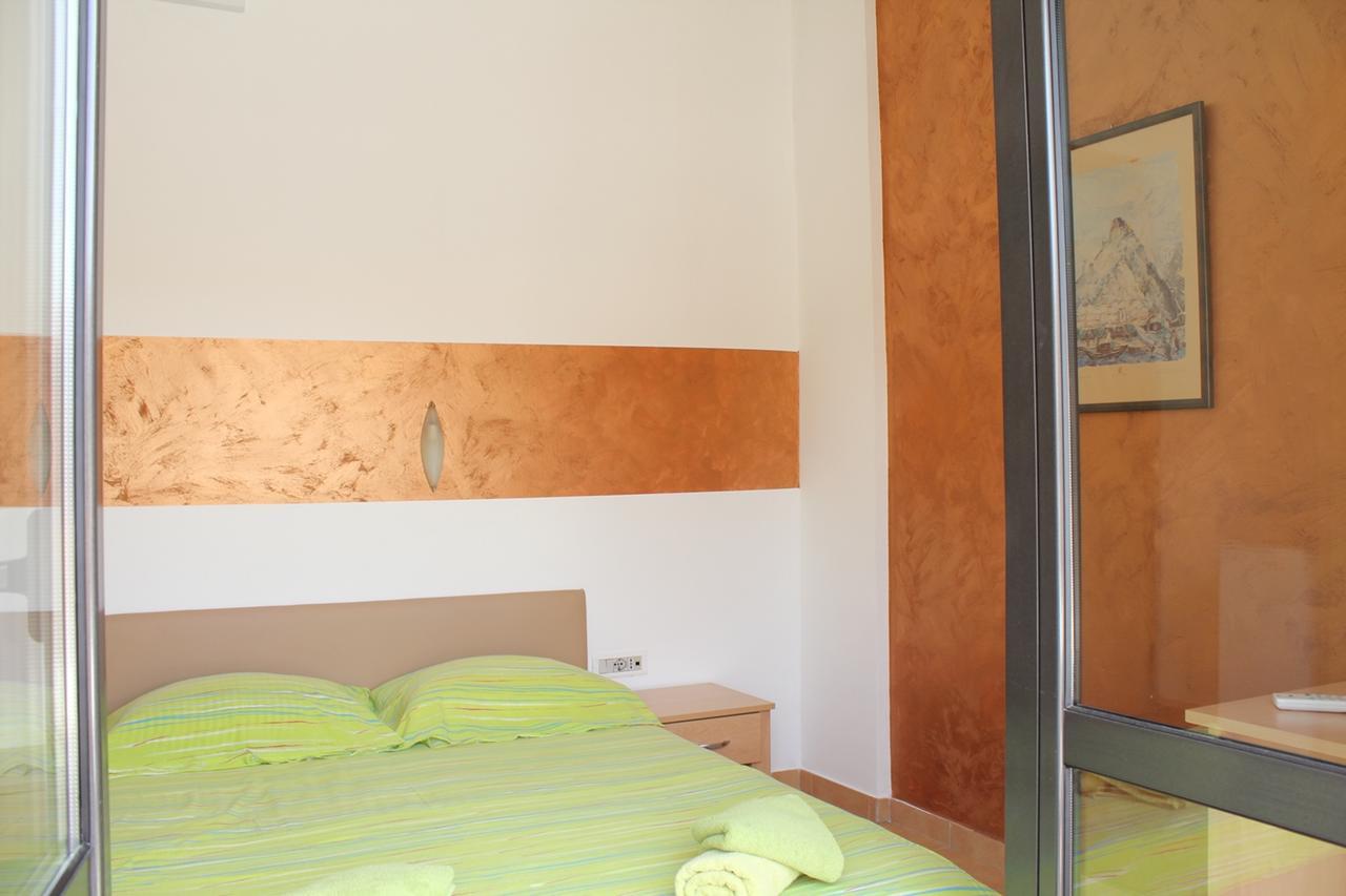 Apartments Mare Budva Quarto foto